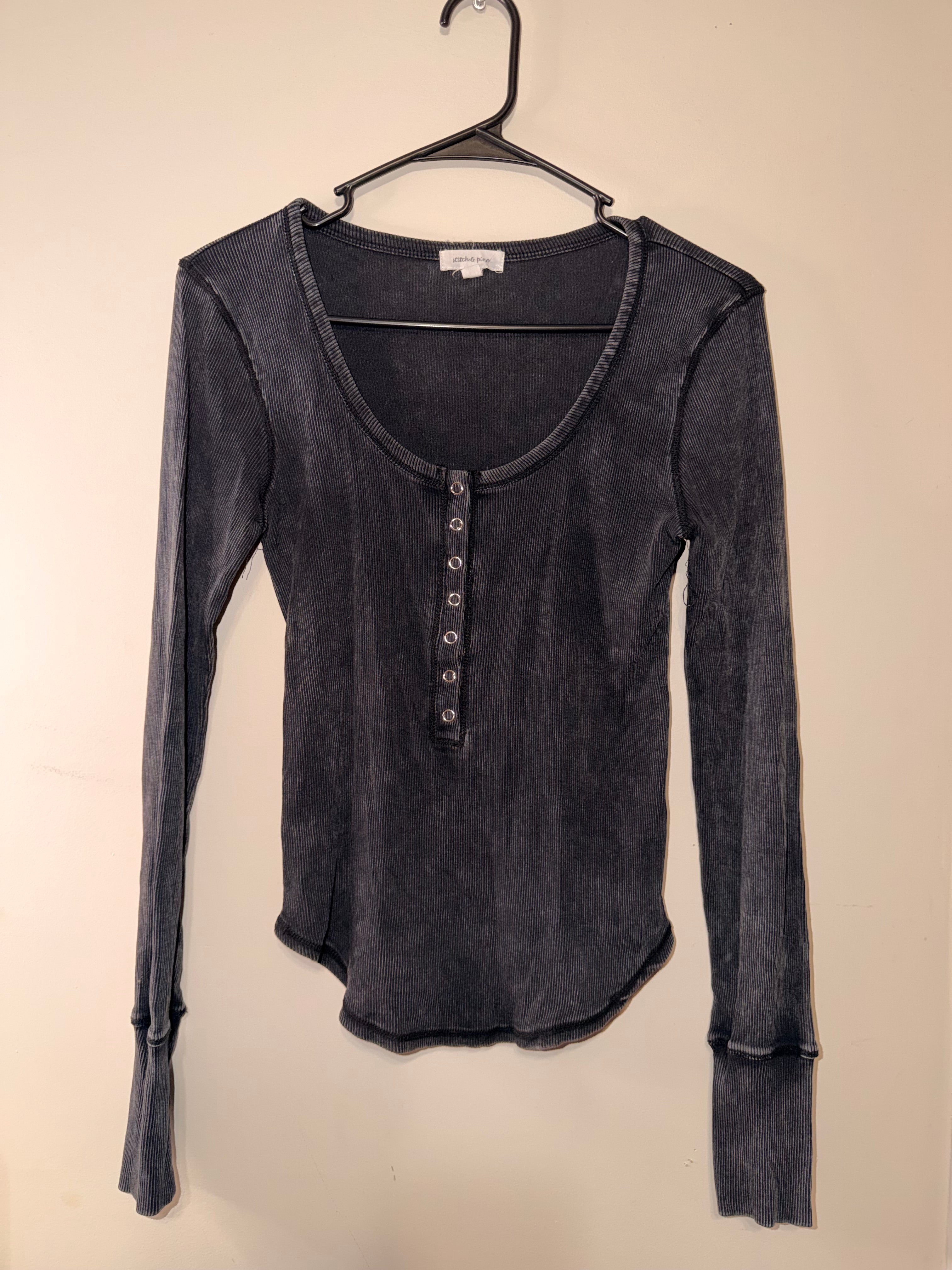 Stitch & Pine Mineral Wash Button Front Long Sleeve Top - Small