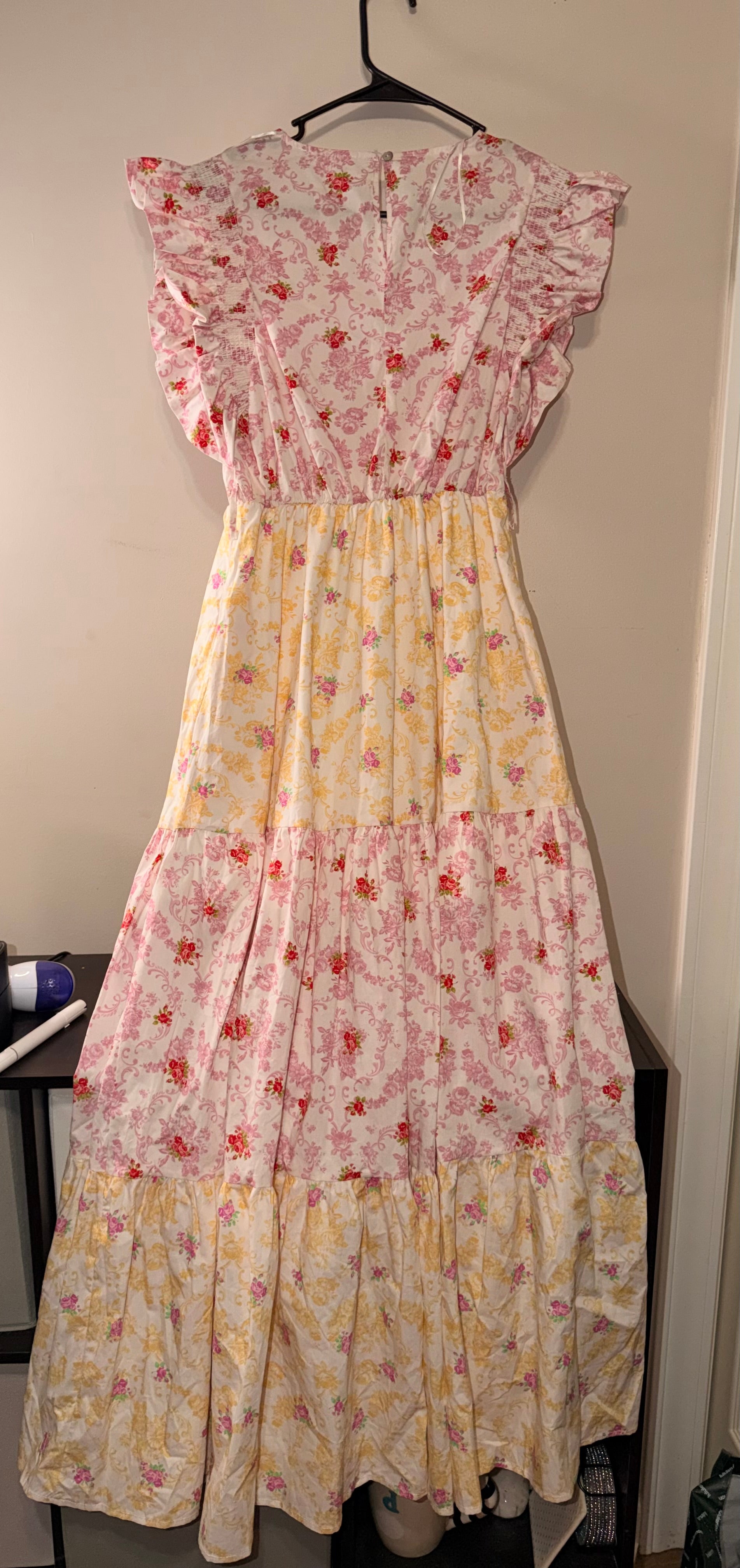 NWT Peach Love California Boutique Floral Maxi Dress - Small