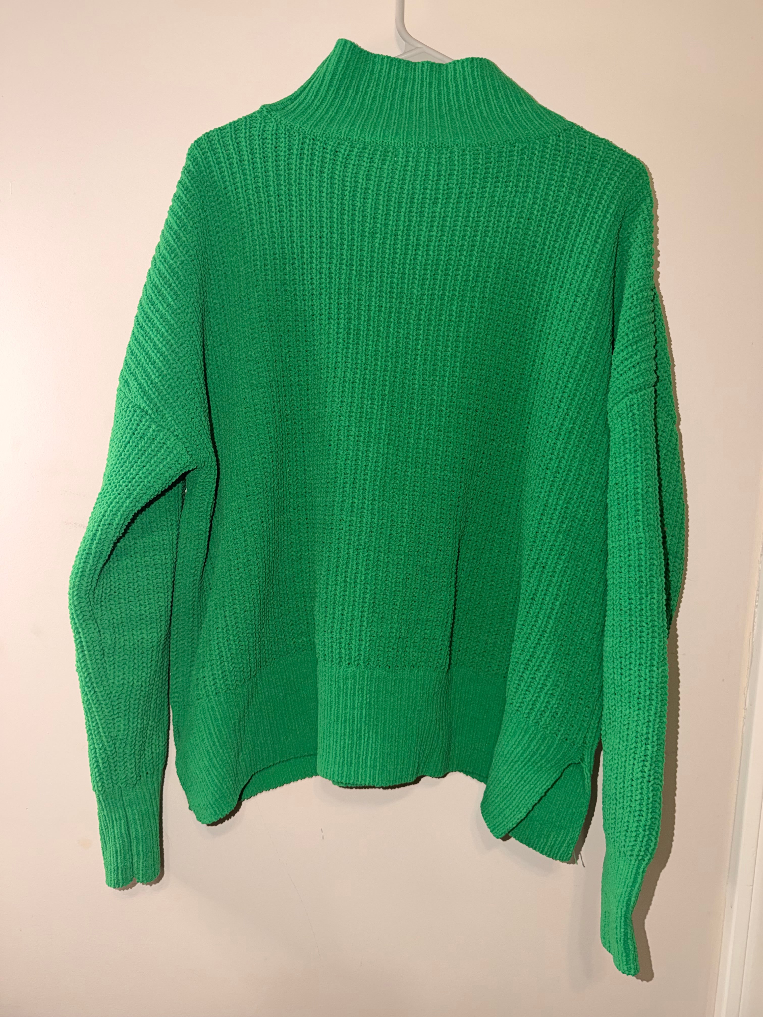 Crown & Ivy Knit Green Sweater - Large