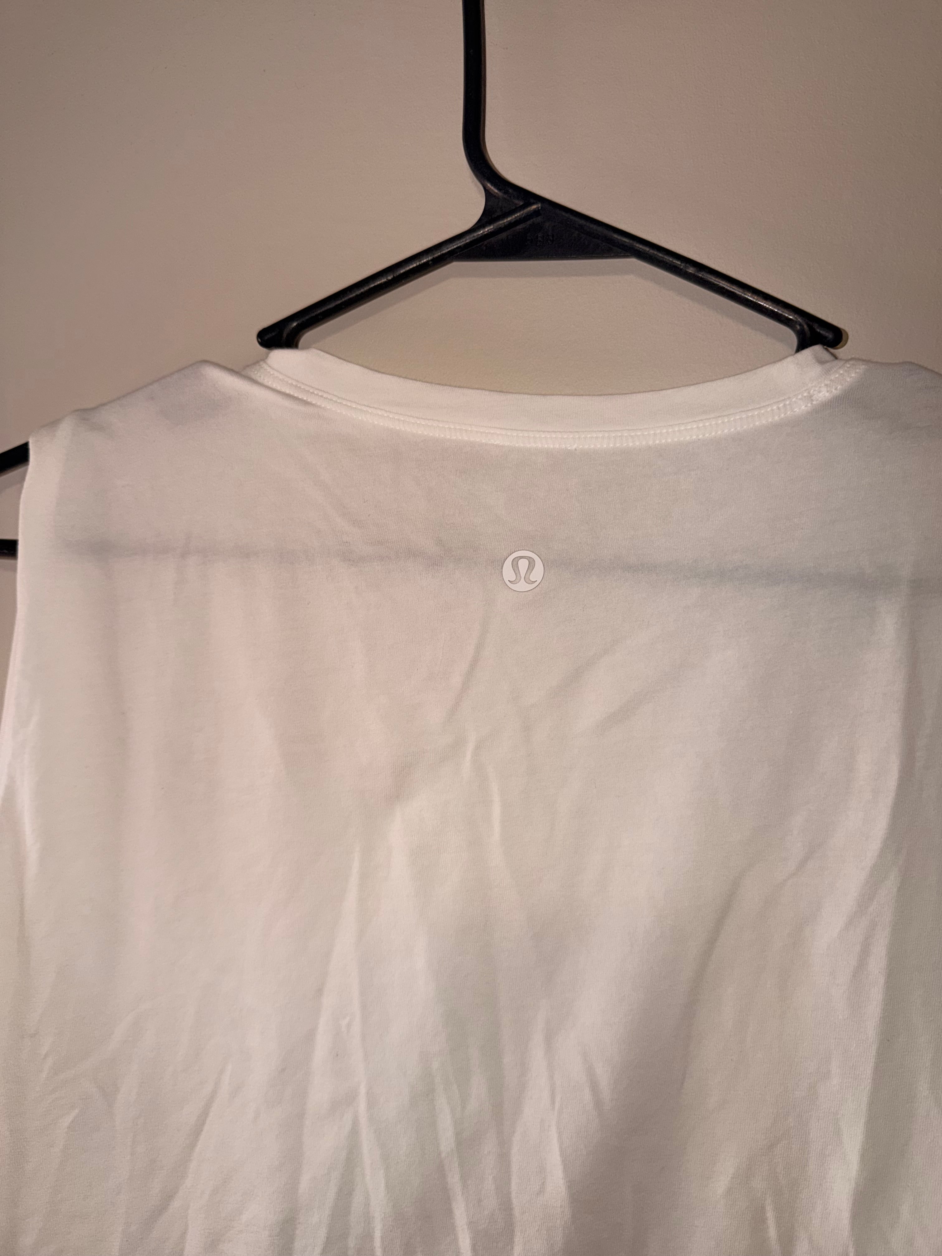 Lululemon Brunswick Muscle Tank Top - 8
