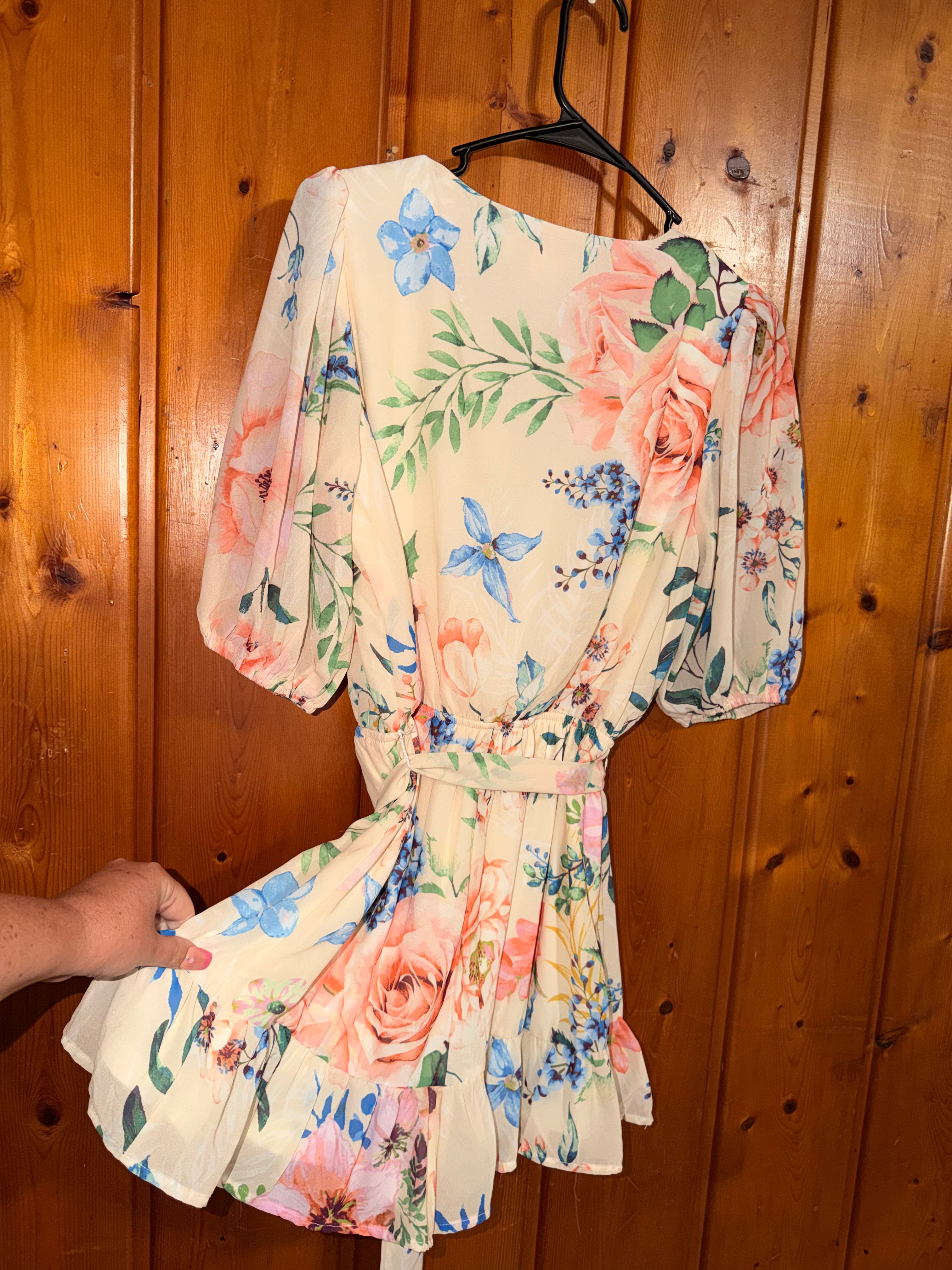 Flying Tomato Boutique Floral Romper - Medium