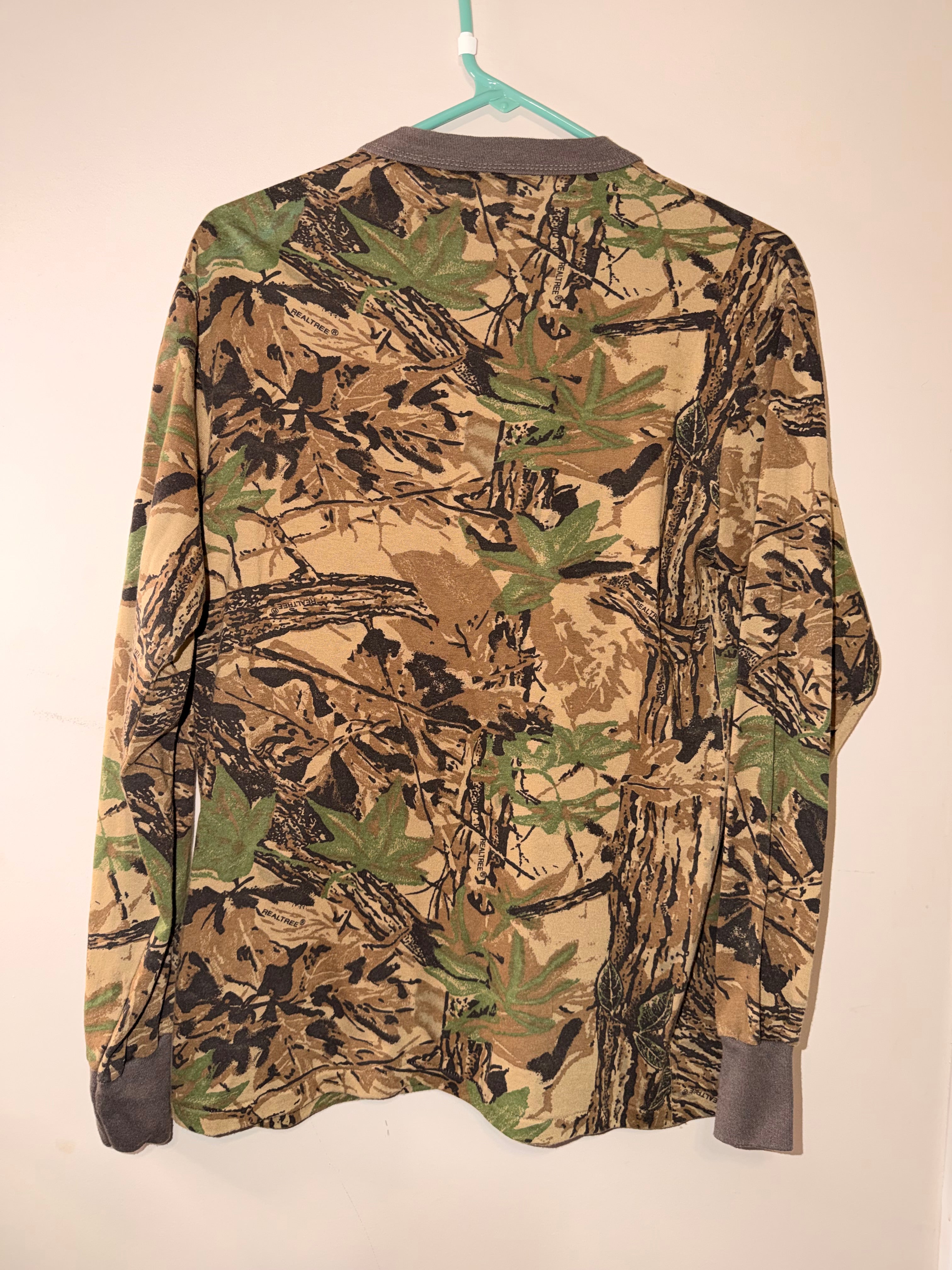 Camo Gear Collection Vintage Pocket Tee - Medium