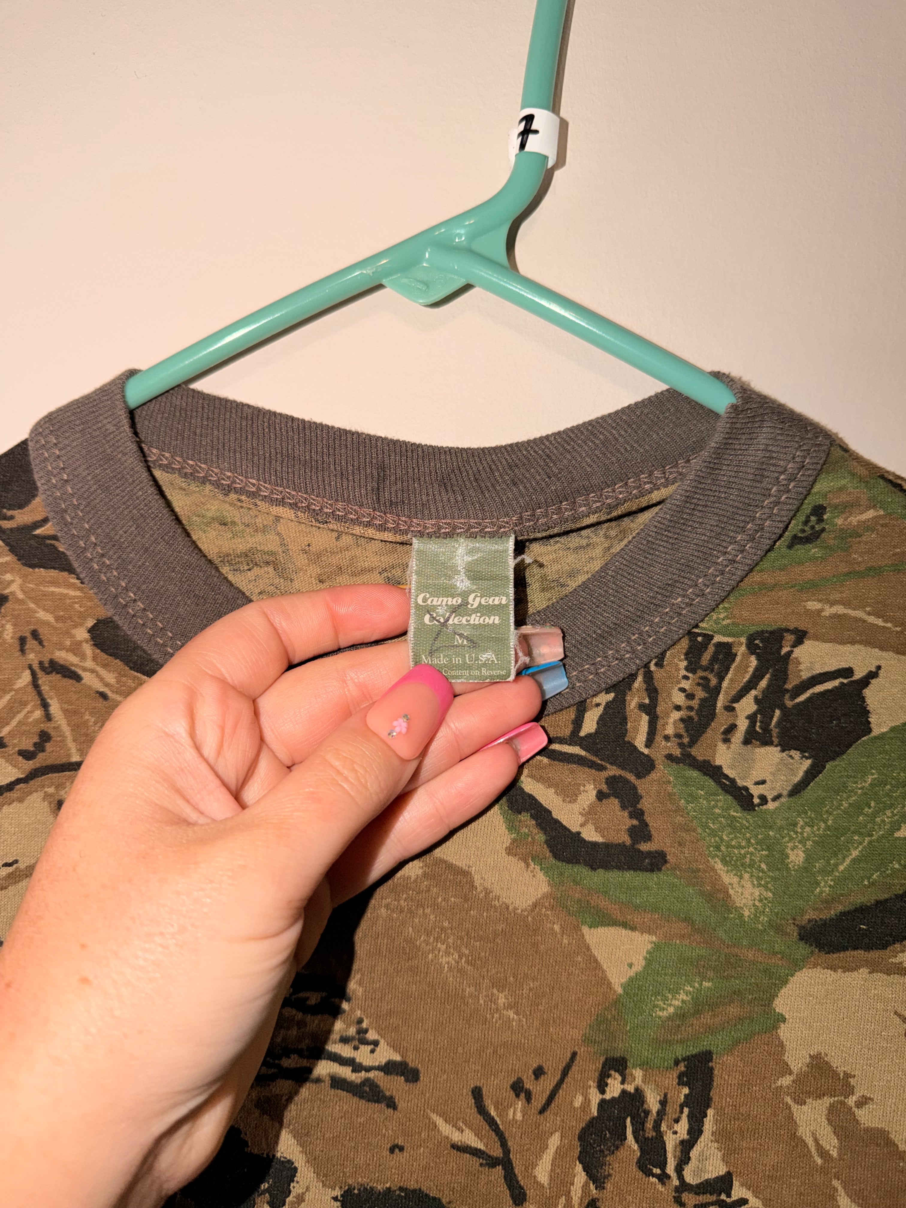 Camo Gear Collection Vintage Pocket Tee - Medium