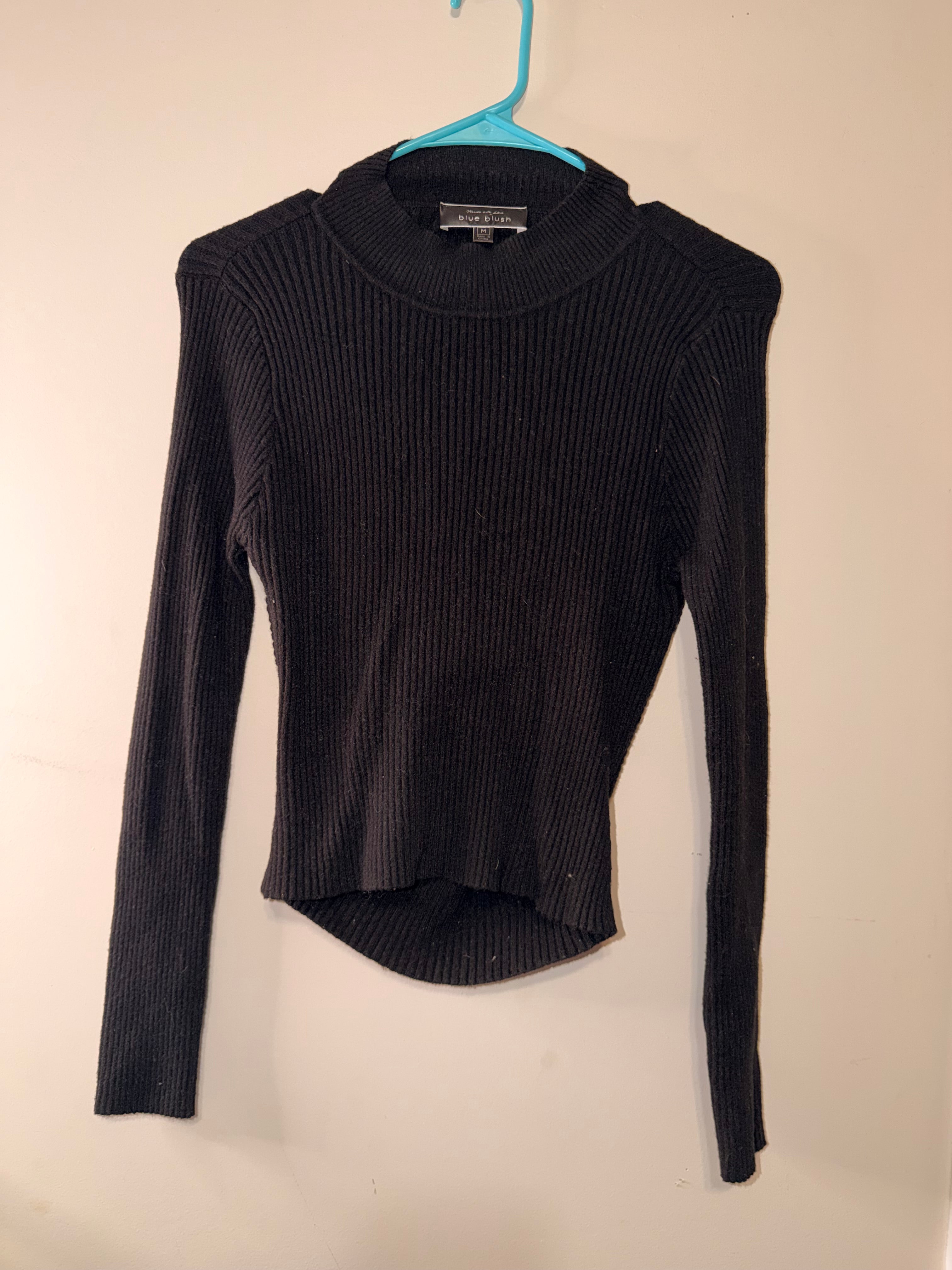 Blue Blush Boutique Open Back Ribbed Top - Medium