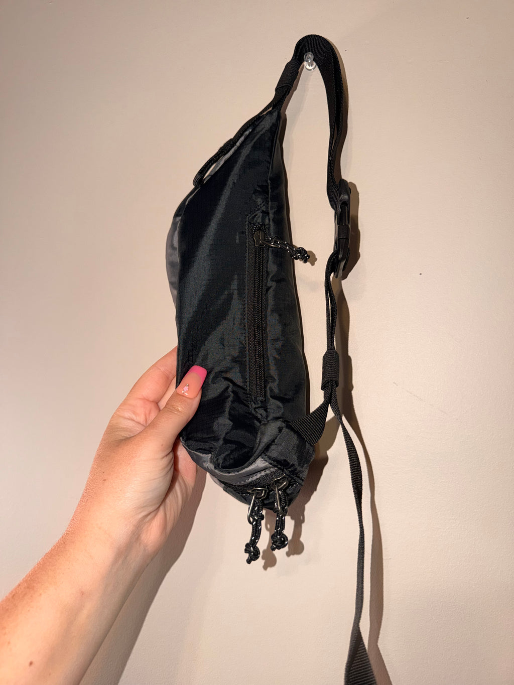 Columbia Black & Grey Belt Bag