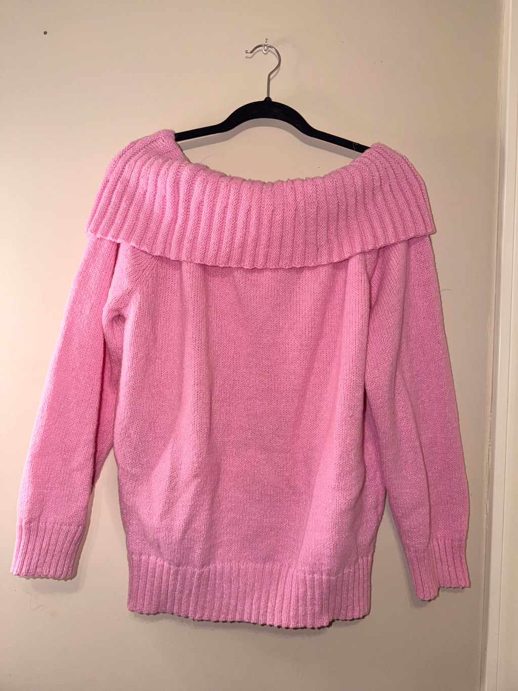 Boutique Pink Off The Shoulder Sweater - Large