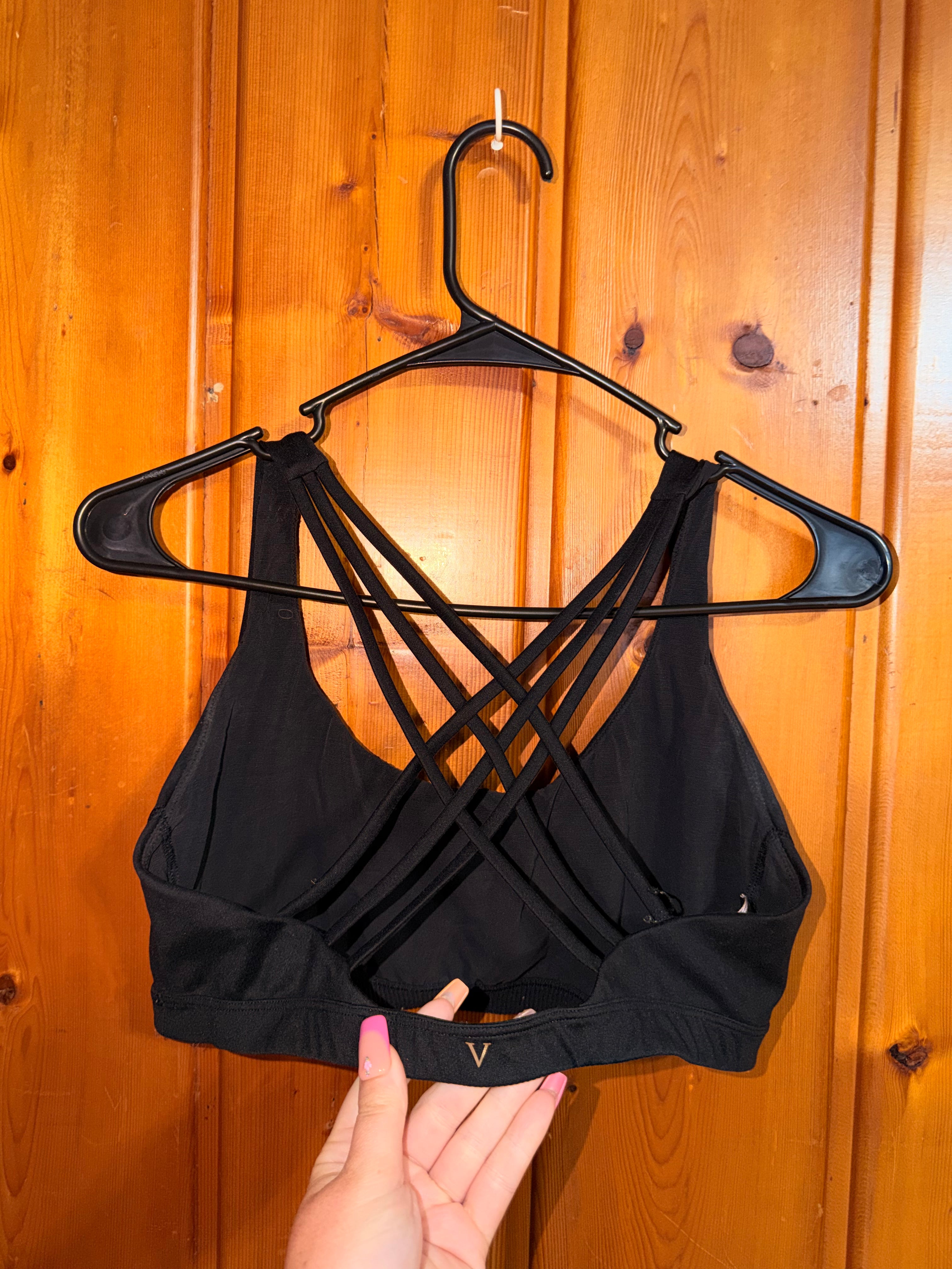 Victoria’s Secret Sport Strappy Sports Bra - Large