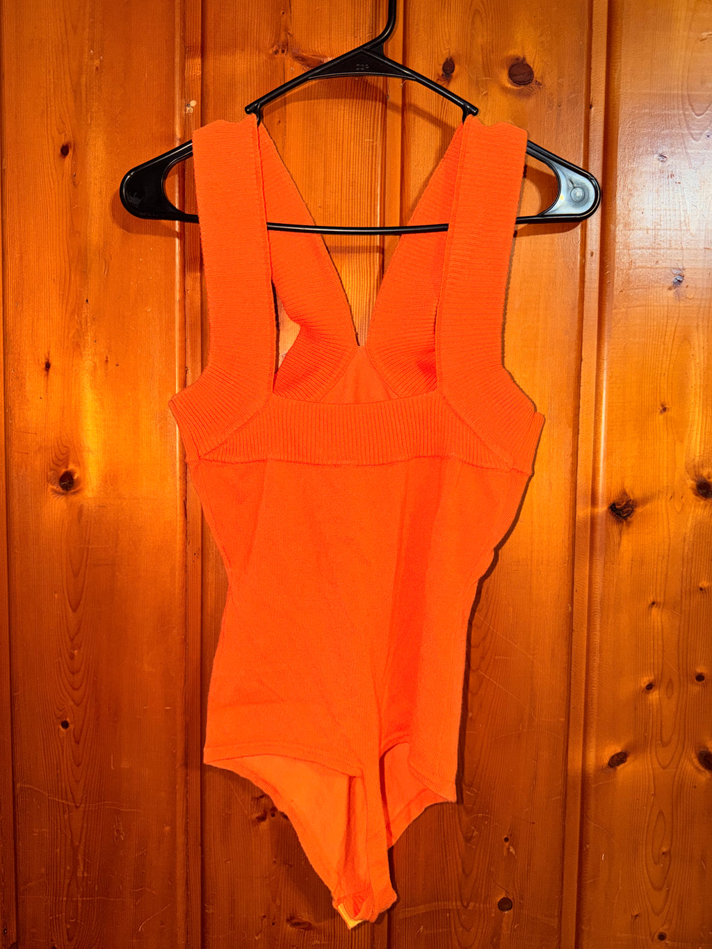 Le Lis Boutique Ribbed Orange Bodysuit - Small