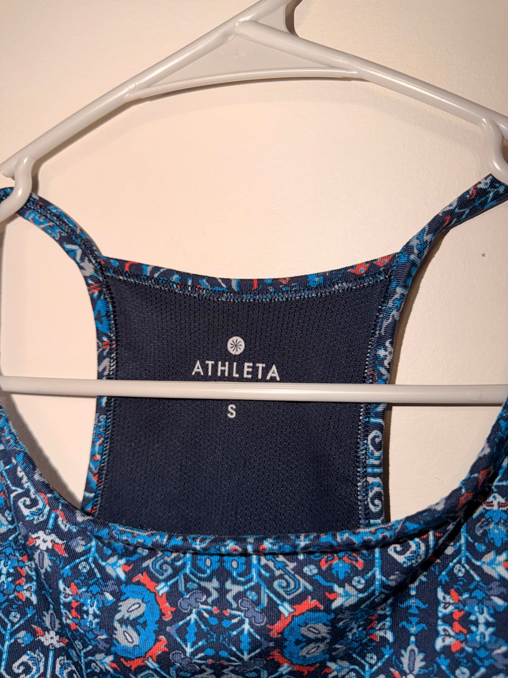 Athleta Printed Racerback Sports Bra - Small